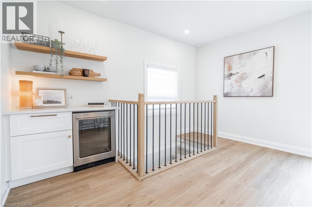 51 East 23rd Street, Hamilton, Ontario  L8V 2W5 - Photo 14 - 40831084