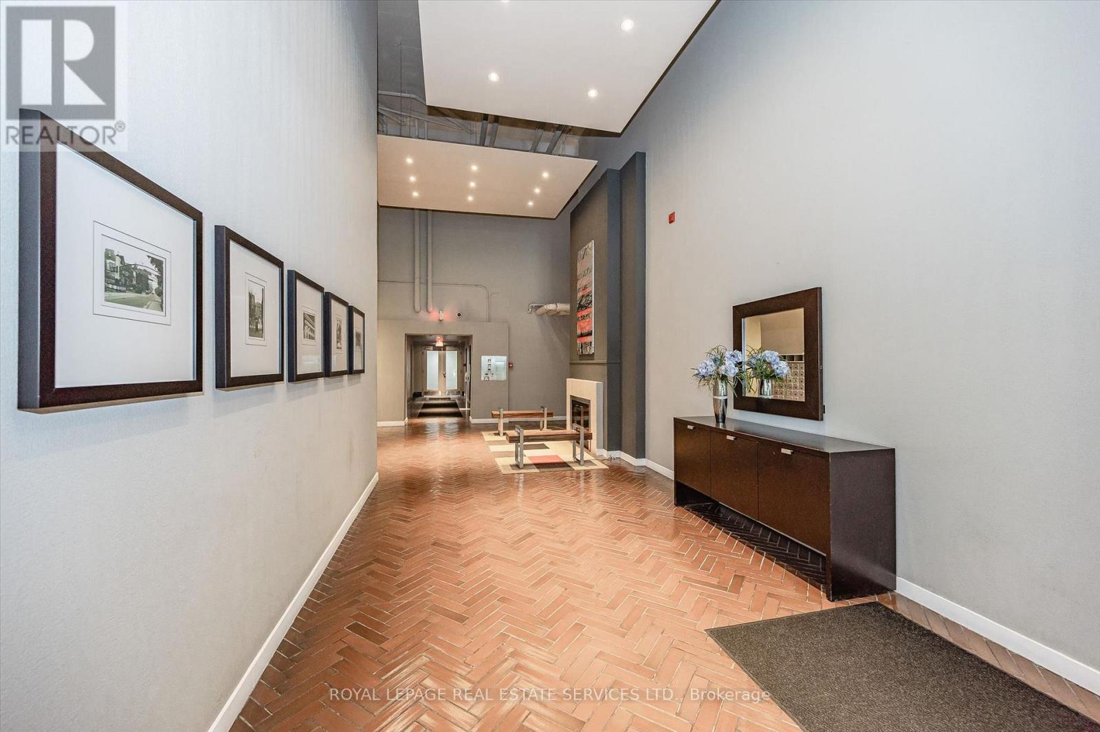 401 - 66 Bay Street S, Hamilton, Ontario L8P 4Z6 - Photo 3 - X13142648
