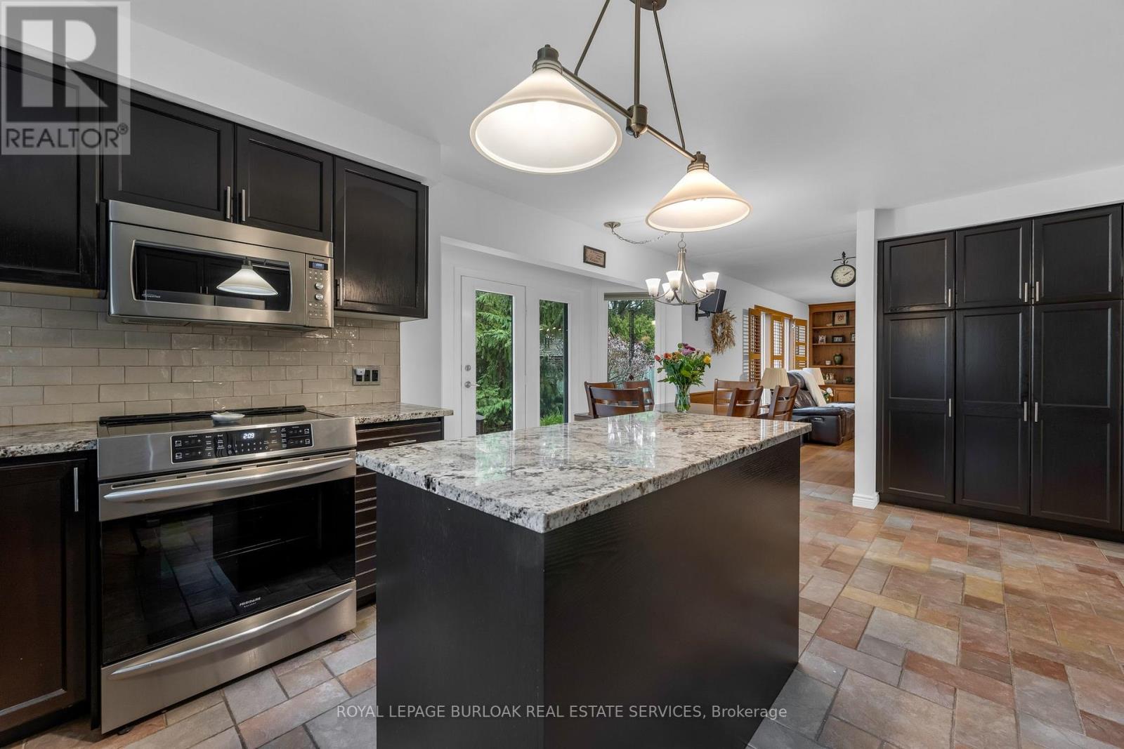 107 Garden Avenue, Hamilton, Ontario  L9G 4V9 - Photo 12 - X13142728