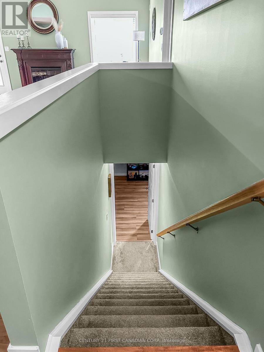 41 Ambrosia Path, St. Thomas, Ontario  N5R 0J8 - Photo 17 - X13143118
