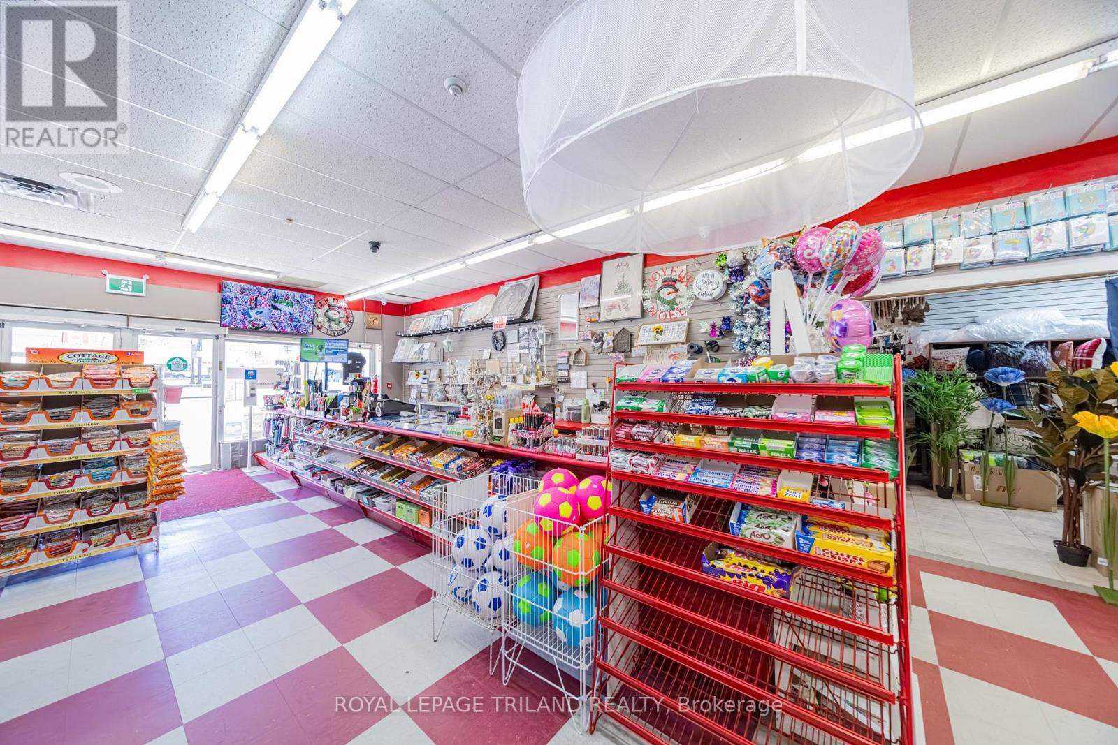 2 - 99 Ontario Street S, Lambton Shores, Ontario  N0M 1T0 - Photo 11 - X13143138