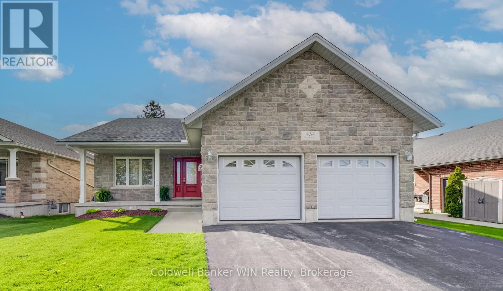 434 KING STREET E, Wellington North, Ontario