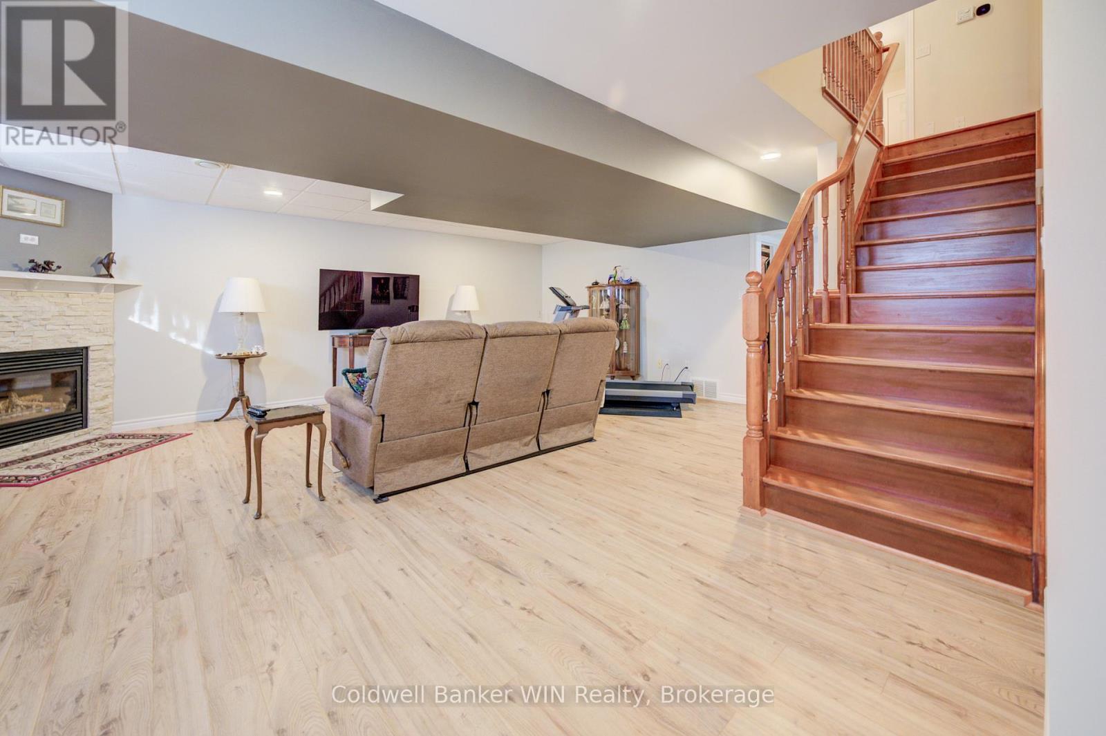 434 King Street E, Wellington North, Ontario  N0G 2L2 - Photo 20 - X13142822