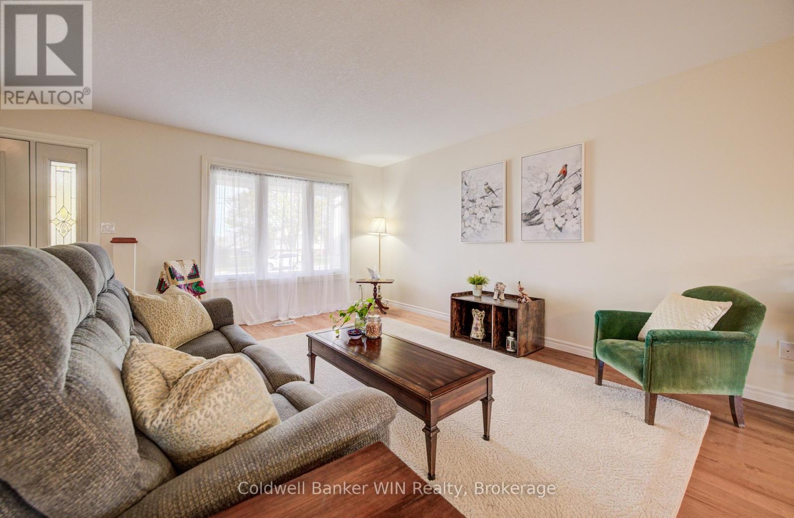 434 King Street E, Wellington North, Ontario  N0G 2L2 - Photo 5 - X13142822