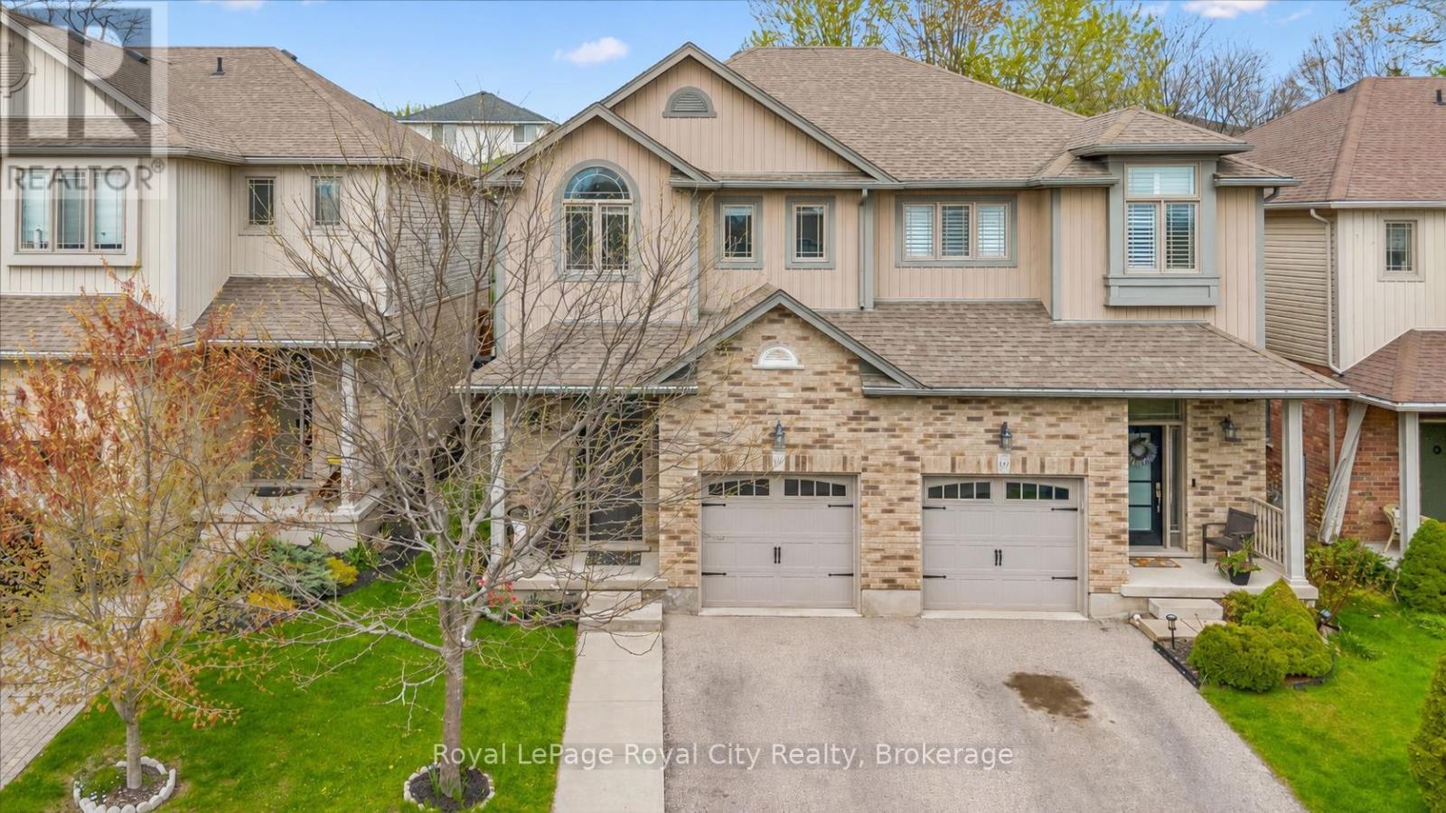 144 KEMP CRESCENT, Guelph, Ontario