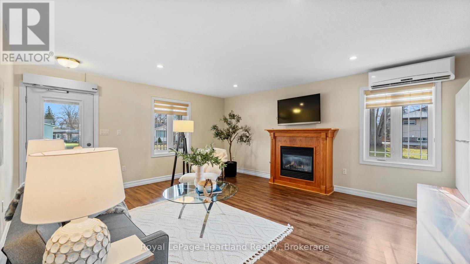 67 Brantford Street, Huron East, Ontario  N0K 1W0 - Photo 15 - X13143206