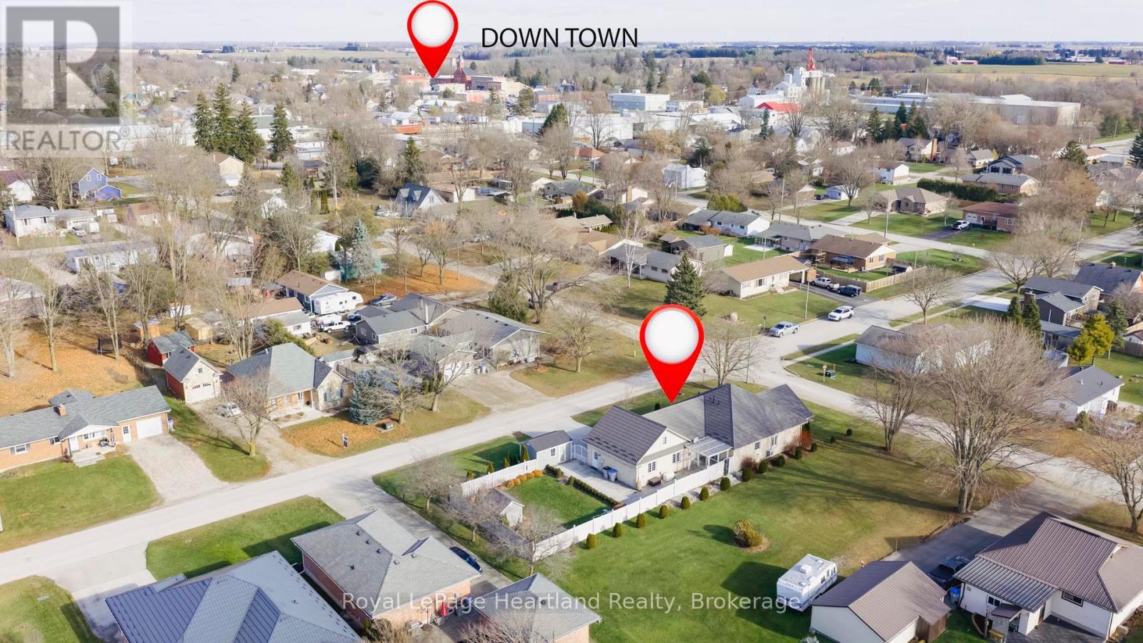 67 Brantford Street, Huron East, Ontario  N0K 1W0 - Photo 2 - X13143206