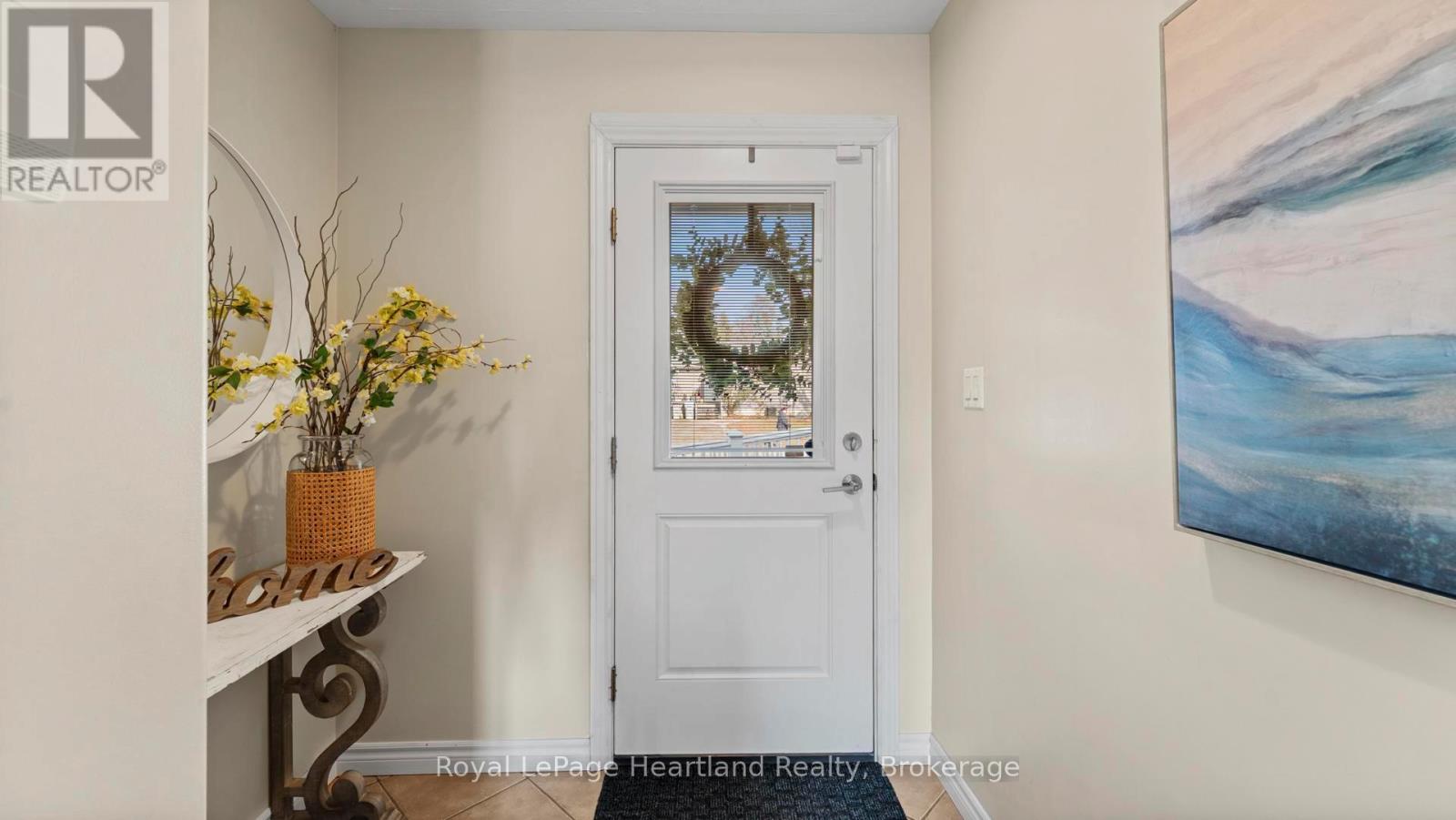 67 Brantford Street, Huron East, Ontario  N0K 1W0 - Photo 3 - X13143206