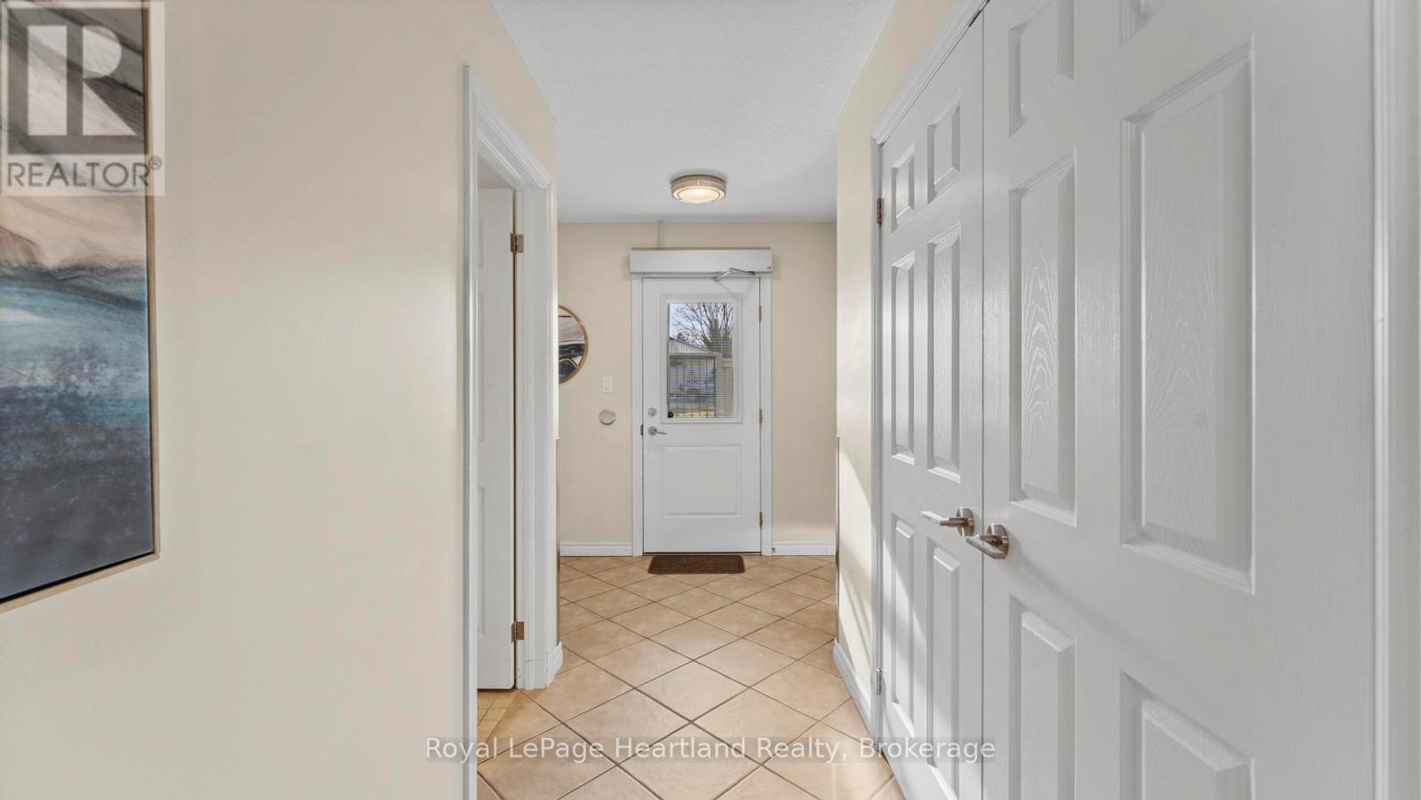 67 Brantford Street, Huron East, Ontario  N0K 1W0 - Photo 4 - X13143206