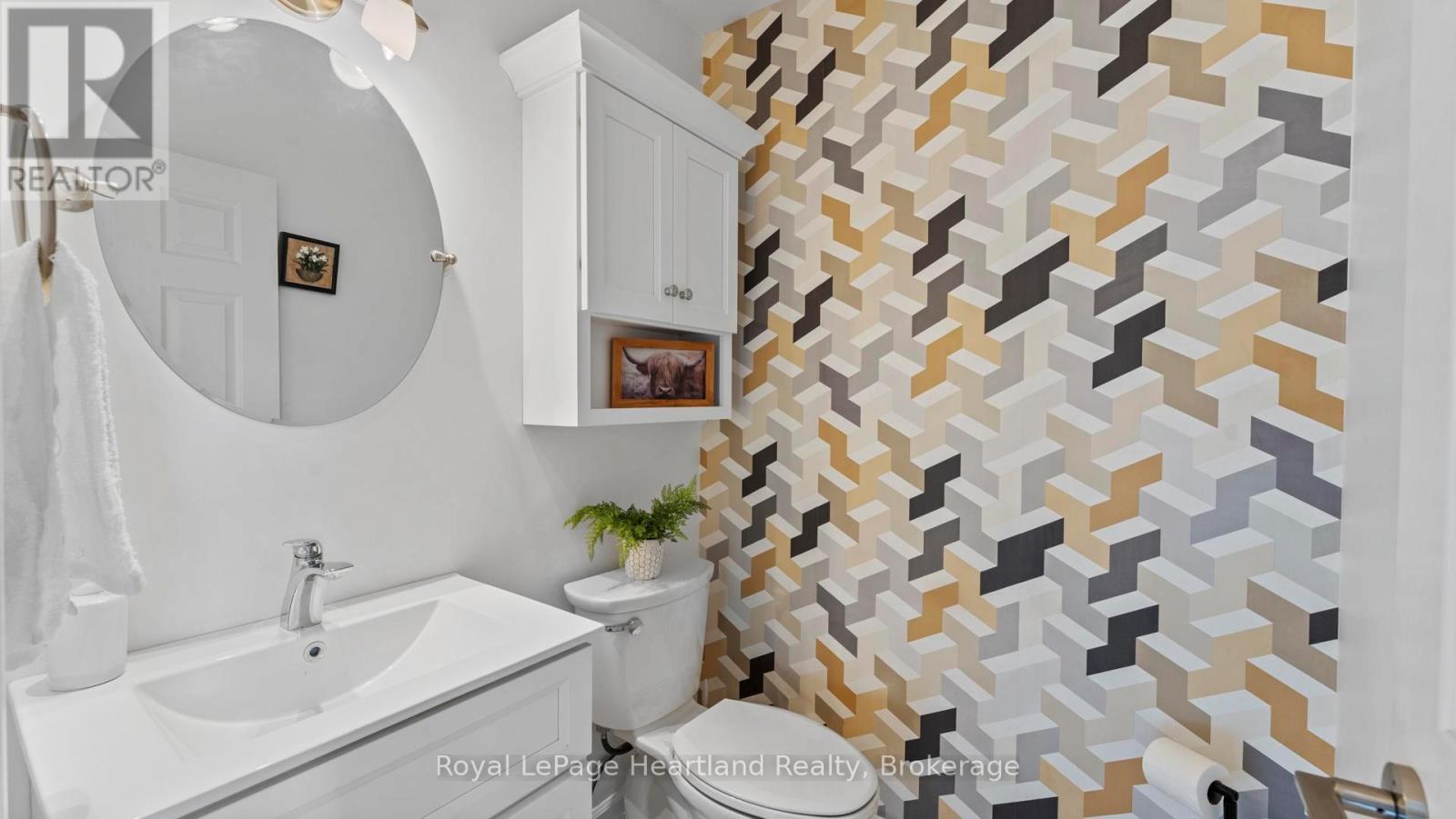 67 Brantford Street, Huron East, Ontario  N0K 1W0 - Photo 5 - X13143206