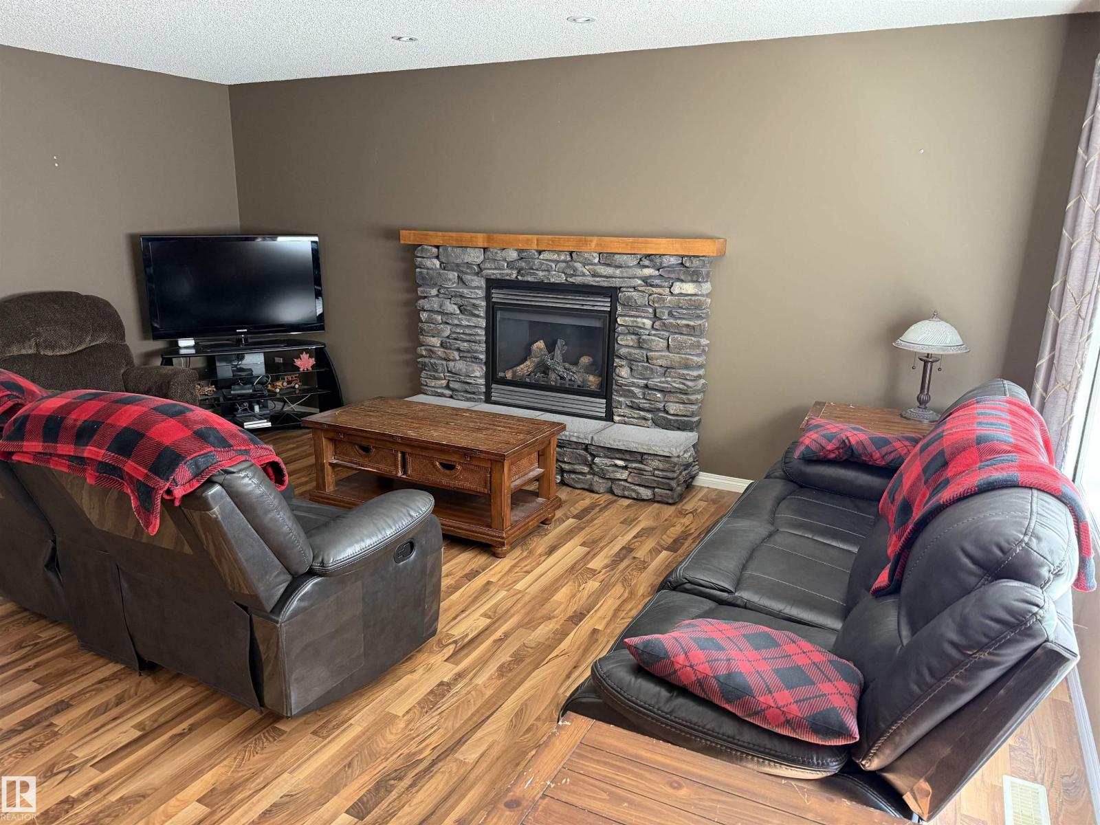 21113 92a Av Nw, Edmonton, Alberta  T5T 6Z2 - Photo 9 - E4488535