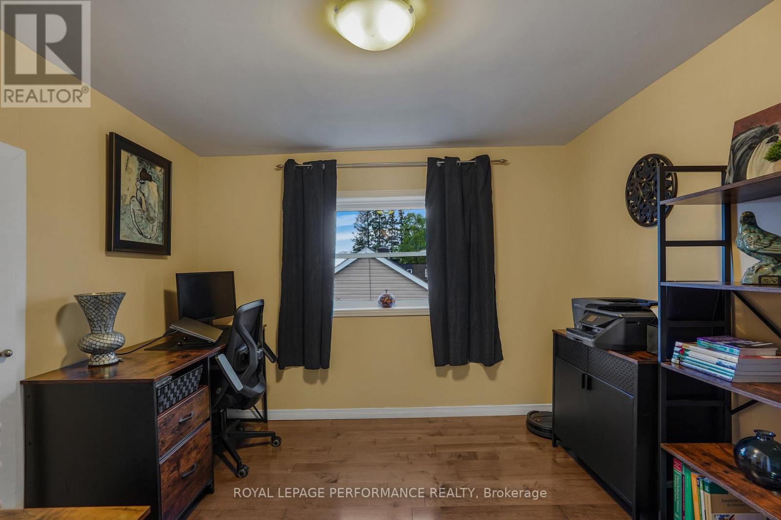 215-217 Nelson Street E, Hawkesbury, Ontario K6A 1L6 - Photo 10 - X13142984