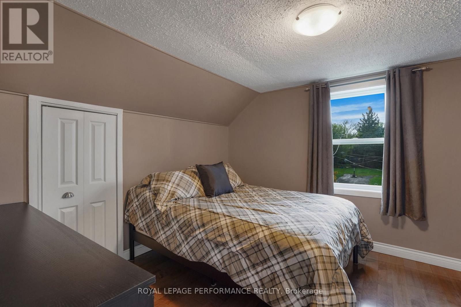 215-217 Nelson Street E, Hawkesbury, Ontario K6A 1L6 - Photo 11 - X13142984