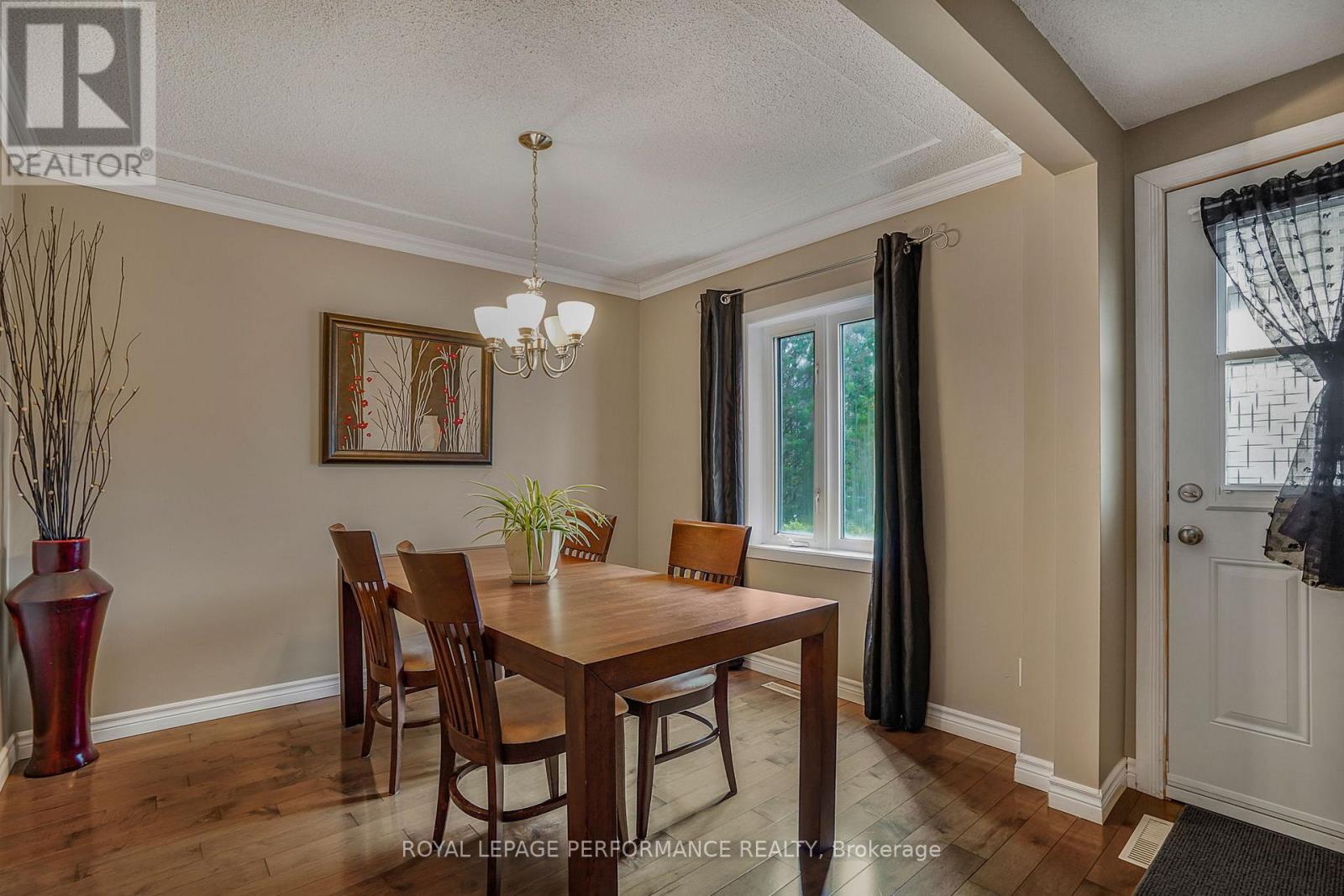 215-217 Nelson Street E, Hawkesbury, Ontario K6A 1L6 - Photo 8 - X13142984