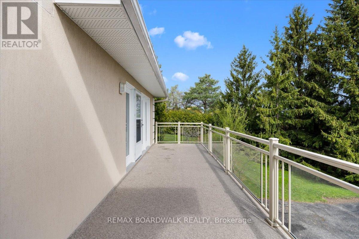 1520 Royal Orchard Drive, Ottawa, Ontario  K4C 1A9 - Photo 28 - X13142930
