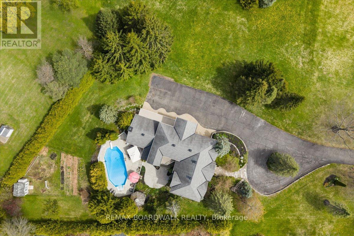 1520 Royal Orchard Drive, Ottawa, Ontario  K4C 1A9 - Photo 46 - X13142930