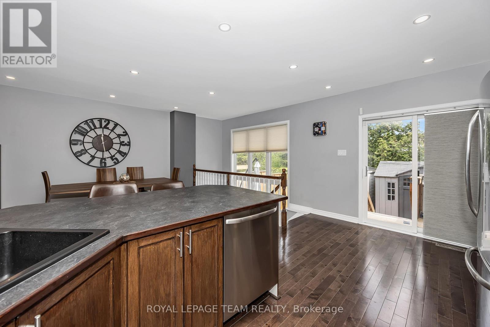 49 Chantilly Gate, Ottawa, Ontario  K2S 2B1 - Photo 15 - X13142976
