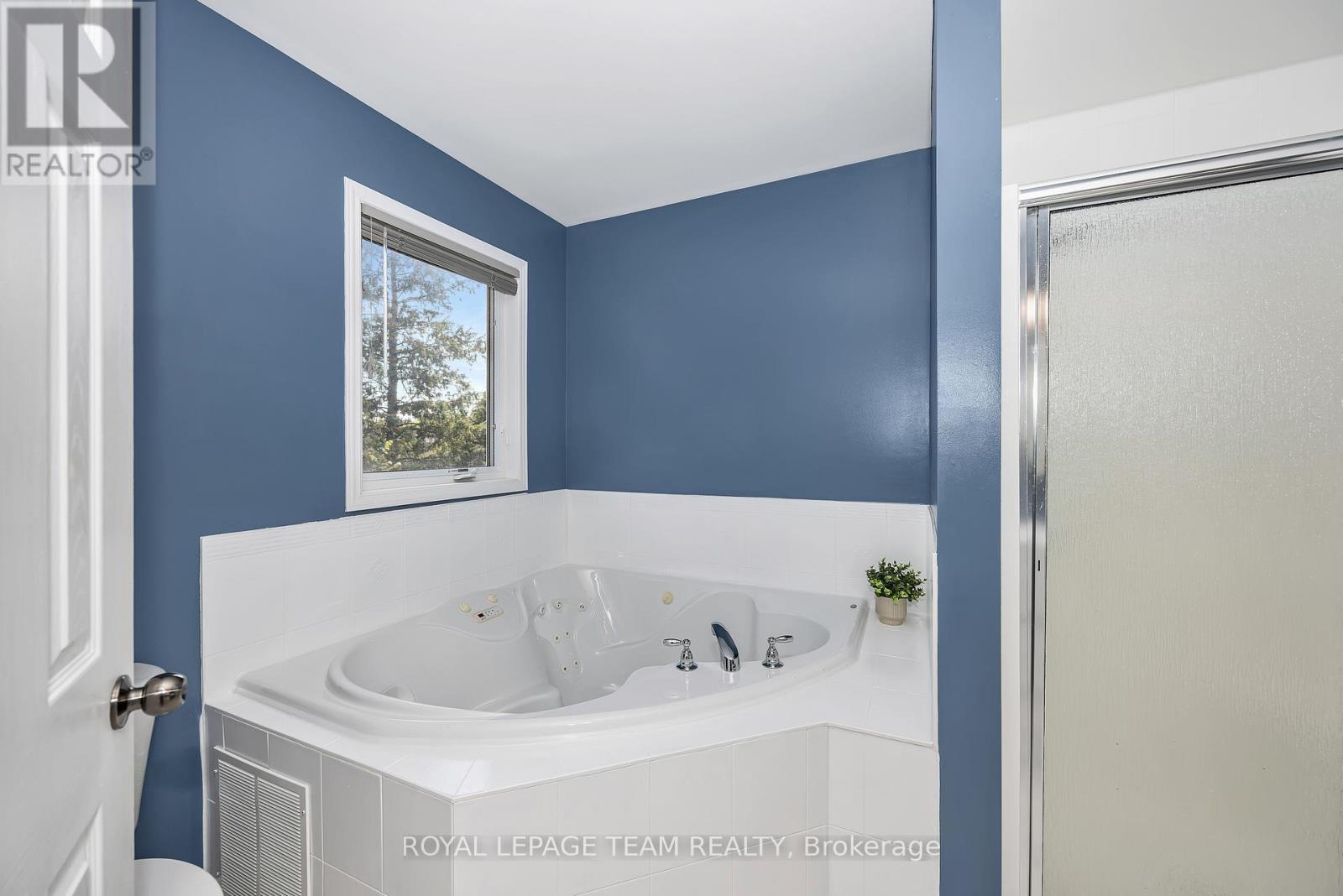 49 Chantilly Gate, Ottawa, Ontario  K2S 2B1 - Photo 23 - X13142976
