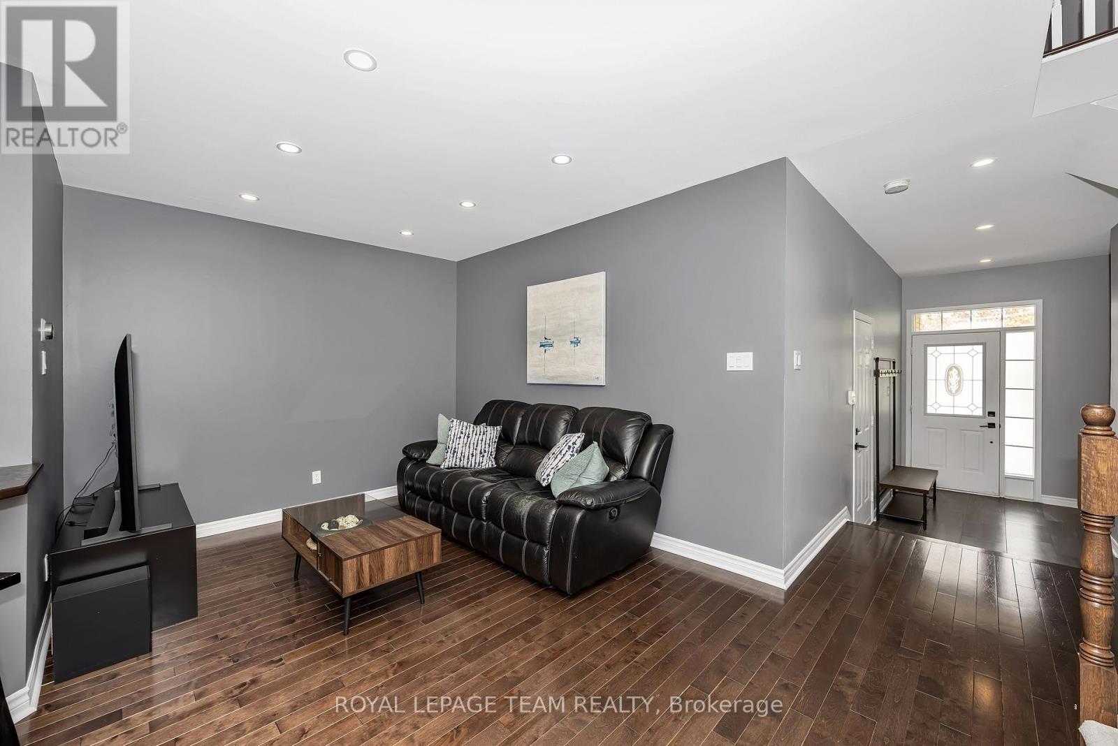 49 Chantilly Gate, Ottawa, Ontario  K2S 2B1 - Photo 8 - X13142976