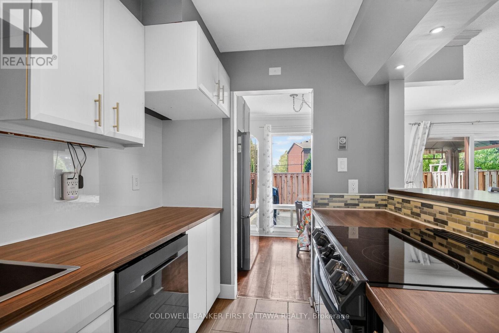 C - 8 Arnold Drive, Ottawa, Ontario  K2H 6V9 - Photo 10 - X13143026