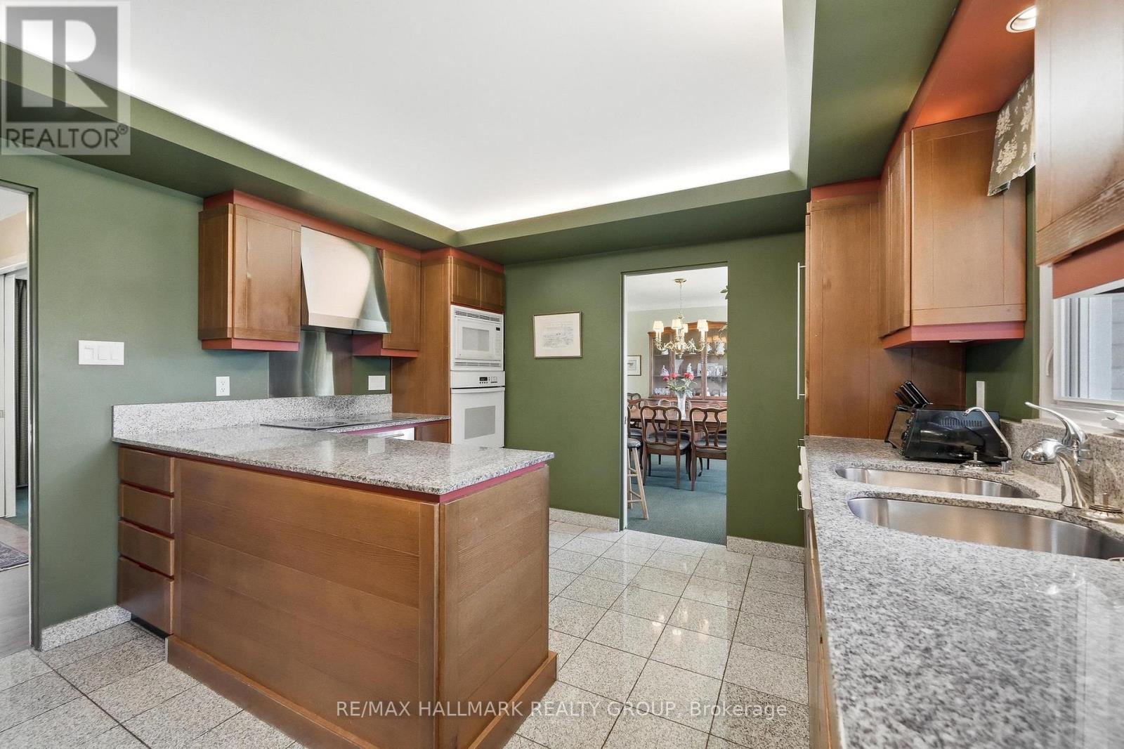 68 Corkstown Road, Ottawa, Ontario  K2H 5B5 - Photo 13 - X13143050