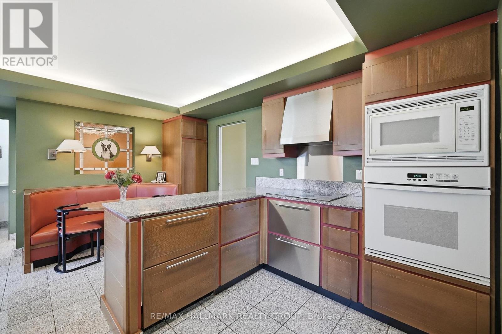 68 Corkstown Road, Ottawa, Ontario  K2H 5B5 - Photo 15 - X13143050