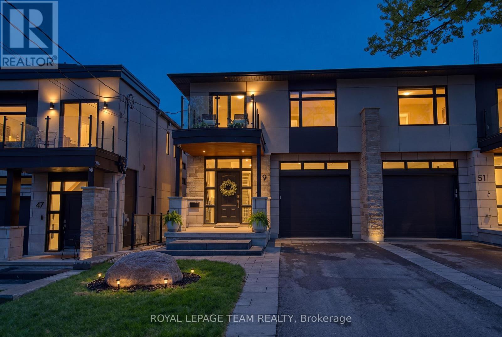 49 Aylen Avenue, Ottawa, Ontario  K2A 3P7 - Photo 1 - X13143082