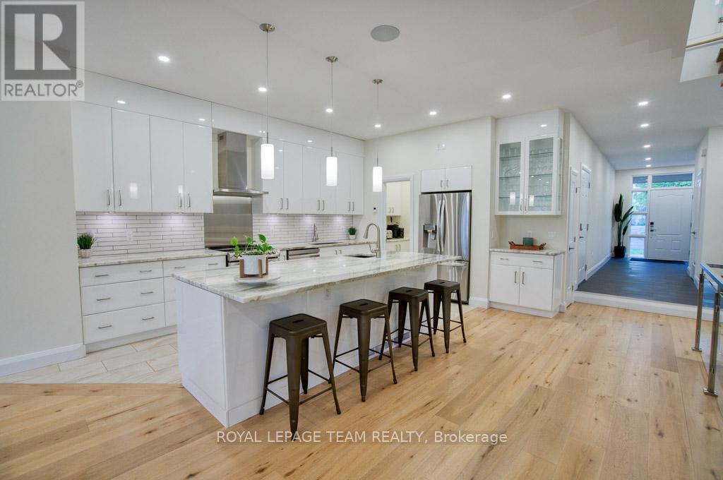 49 Aylen Avenue, Ottawa, Ontario  K2A 3P7 - Photo 6 - X13143082