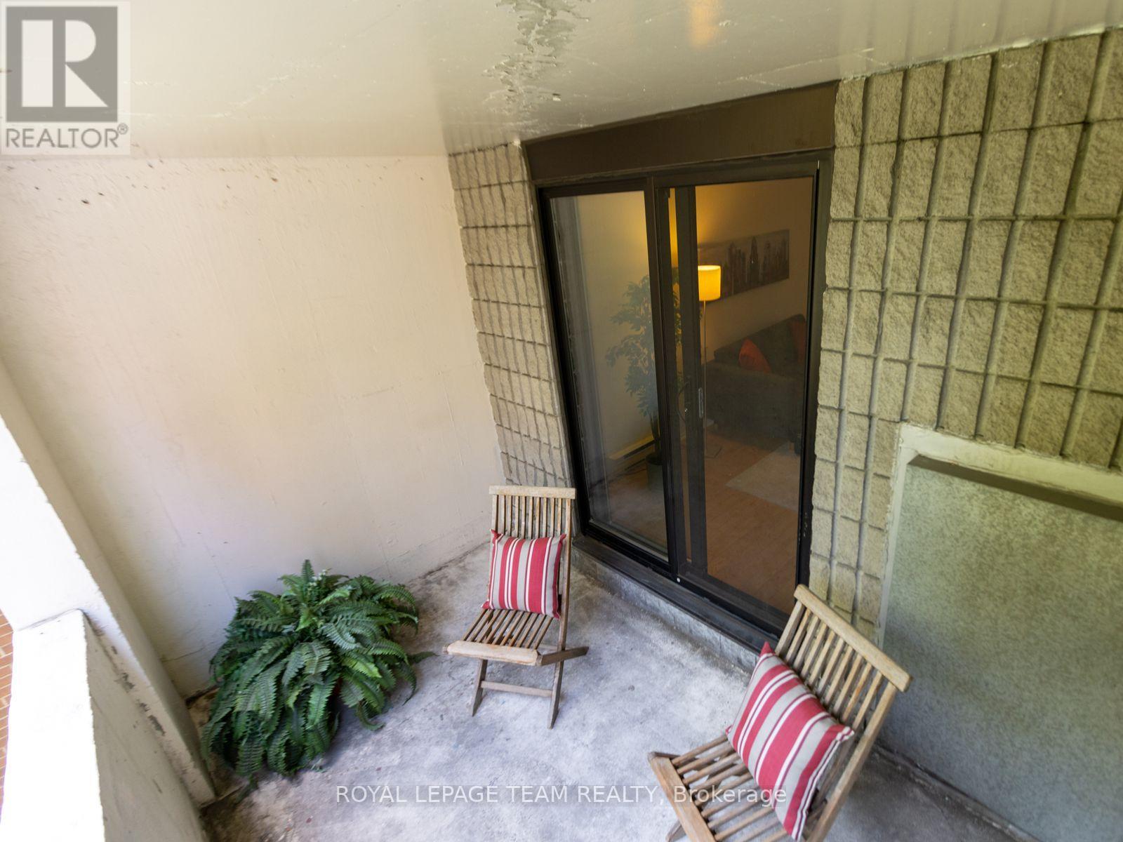 404 - 200 Bay Street, Ottawa, Ontario  K1R 7W8 - Photo 6 - X13143114
