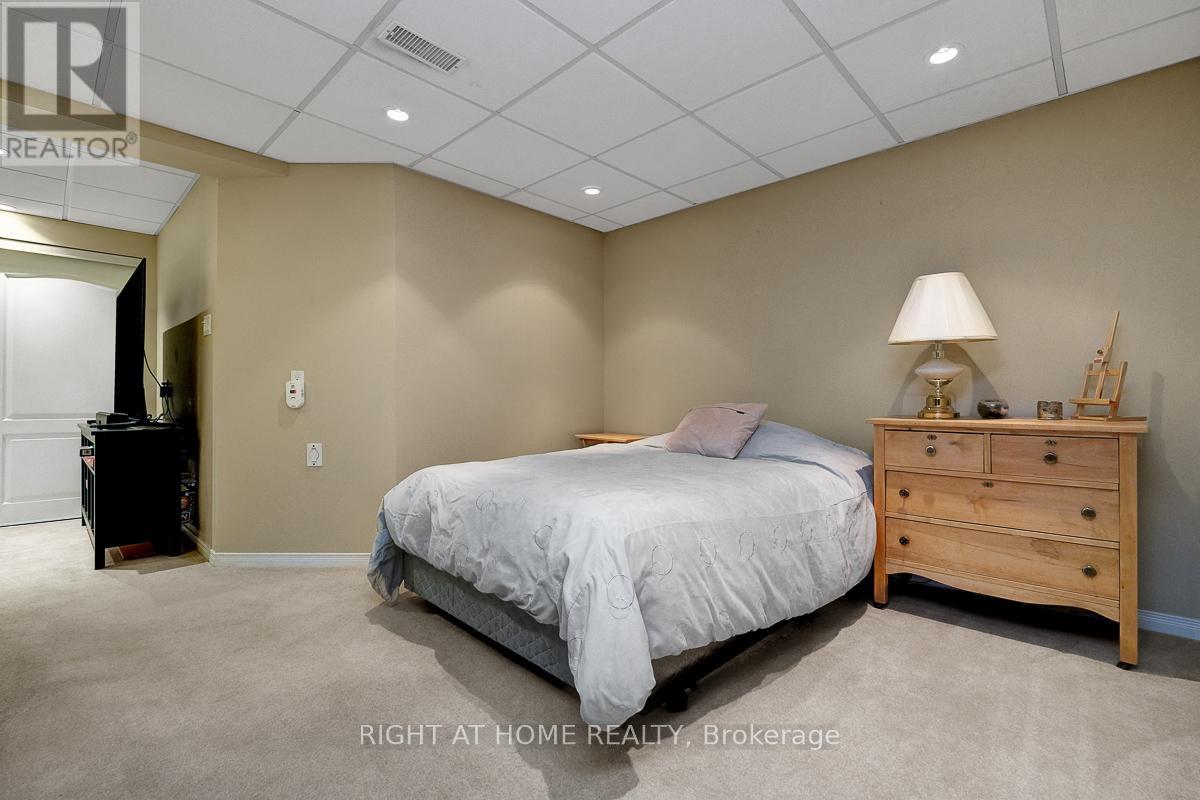 1899 Rosewind Court, Ottawa, Ontario  K1C 7E3 - Photo 33 - X13143160