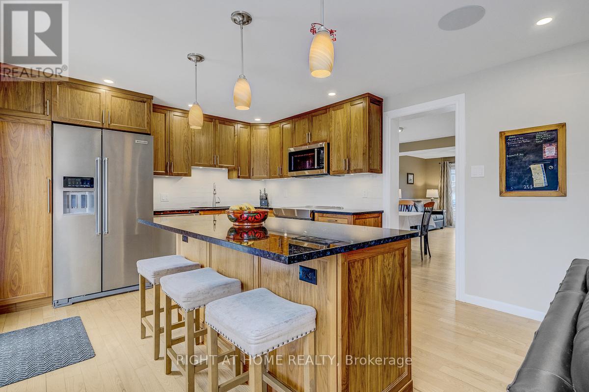 1899 Rosewind Court, Ottawa, Ontario  K1C 7E3 - Photo 8 - X13143160
