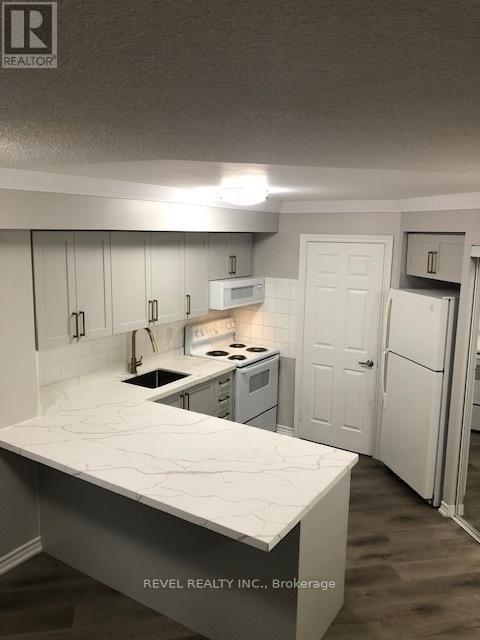 601 - 3880 Duke Of York Boulevard, Mississauga, Ontario  L5B 4M7 - Photo 4 - W13122702