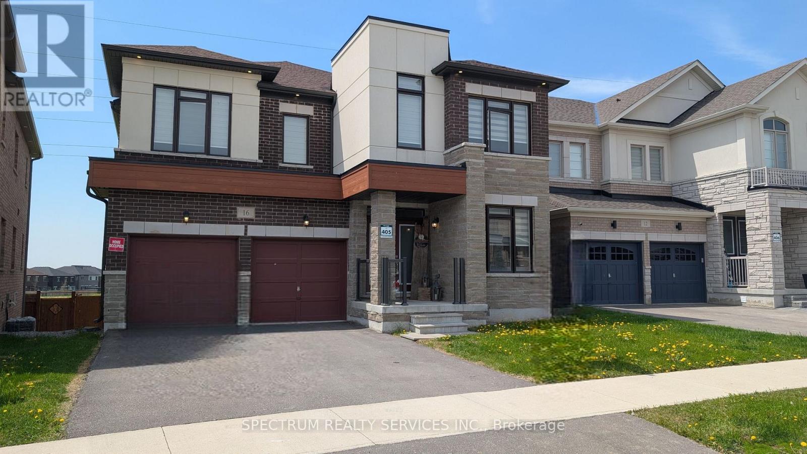 16 Trailbank Gardens, Hamilton, Ontario  L8B 1Y5 - Photo 1 - X13122198