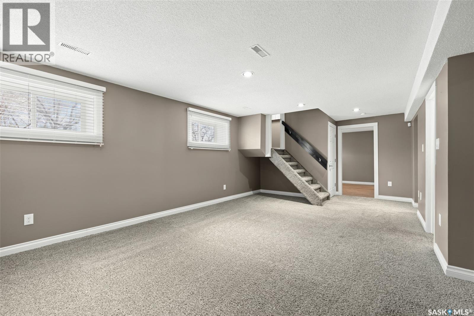 1015 Kenderdine Drive N, Regina, Saskatchewan  S4X 4H8 - Photo 21 - SK036266