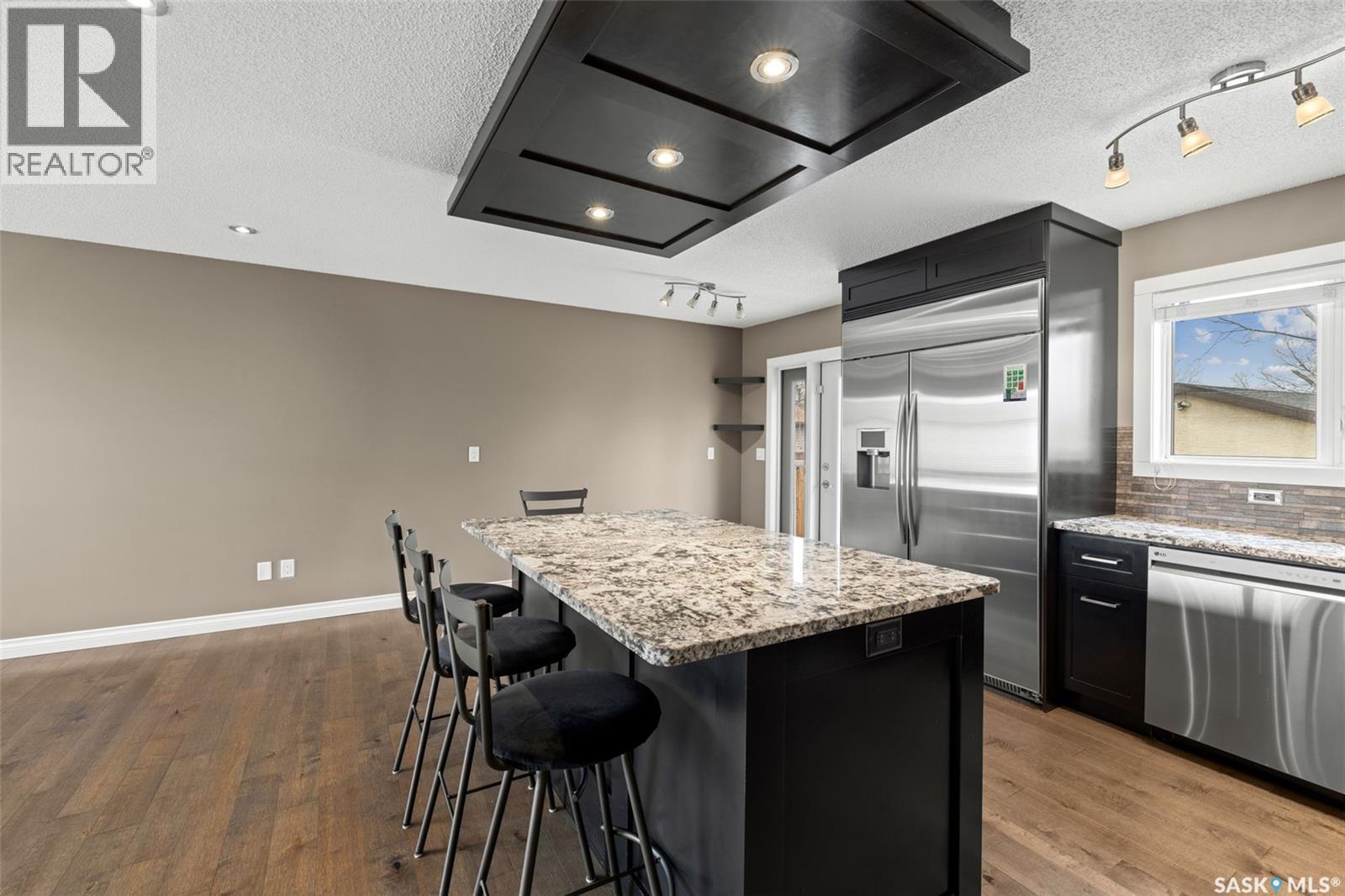 1015 Kenderdine Drive N, Regina, Saskatchewan  S4X 4H8 - Photo 3 - SK036266