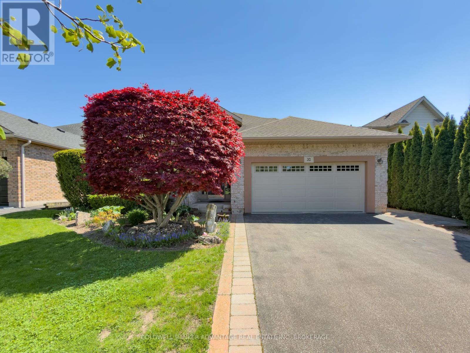 32 Michaela Crescent, Pelham, Ontario  L0S 1E4 - Photo 1 - X13142966