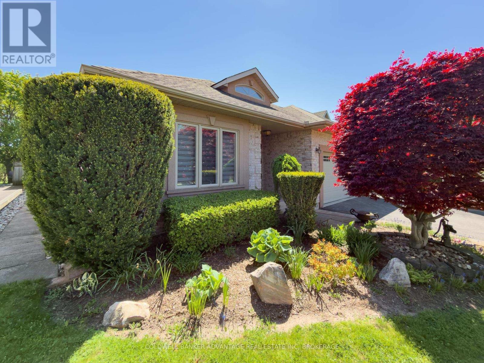 32 Michaela Crescent, Pelham, Ontario  L0S 1E4 - Photo 4 - X13142966