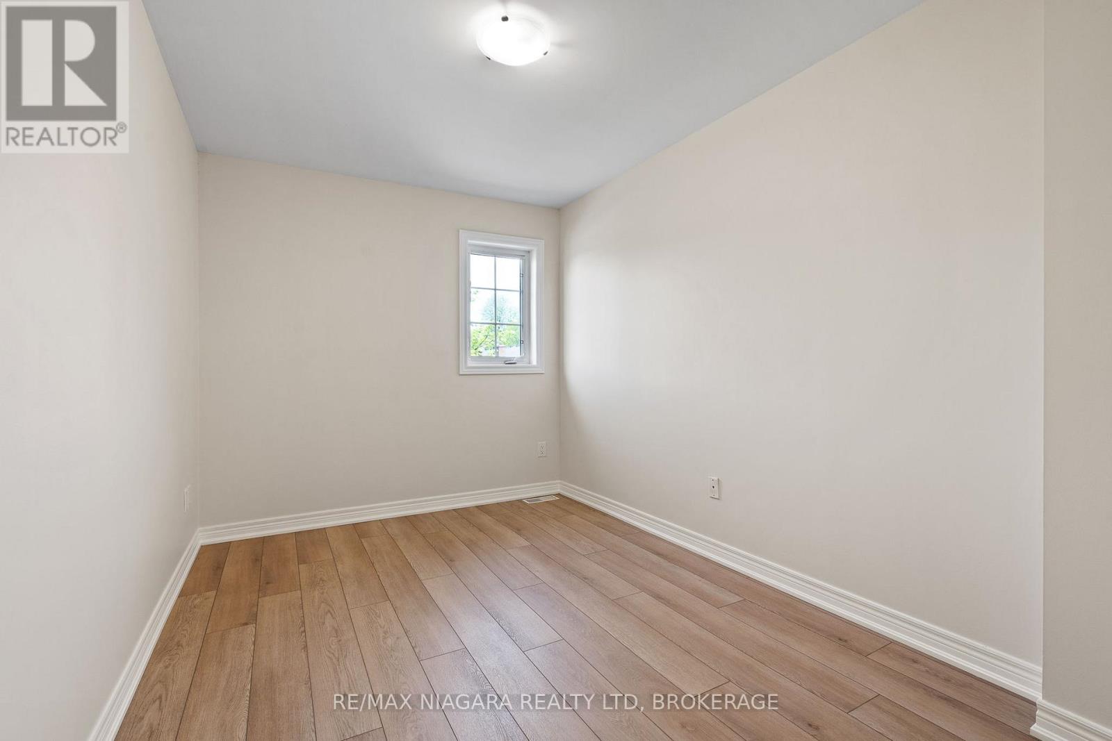 3 - 5200 Dorchester Road, Niagara Falls, Ontario  L2E 7M6 - Photo 15 - X13143034