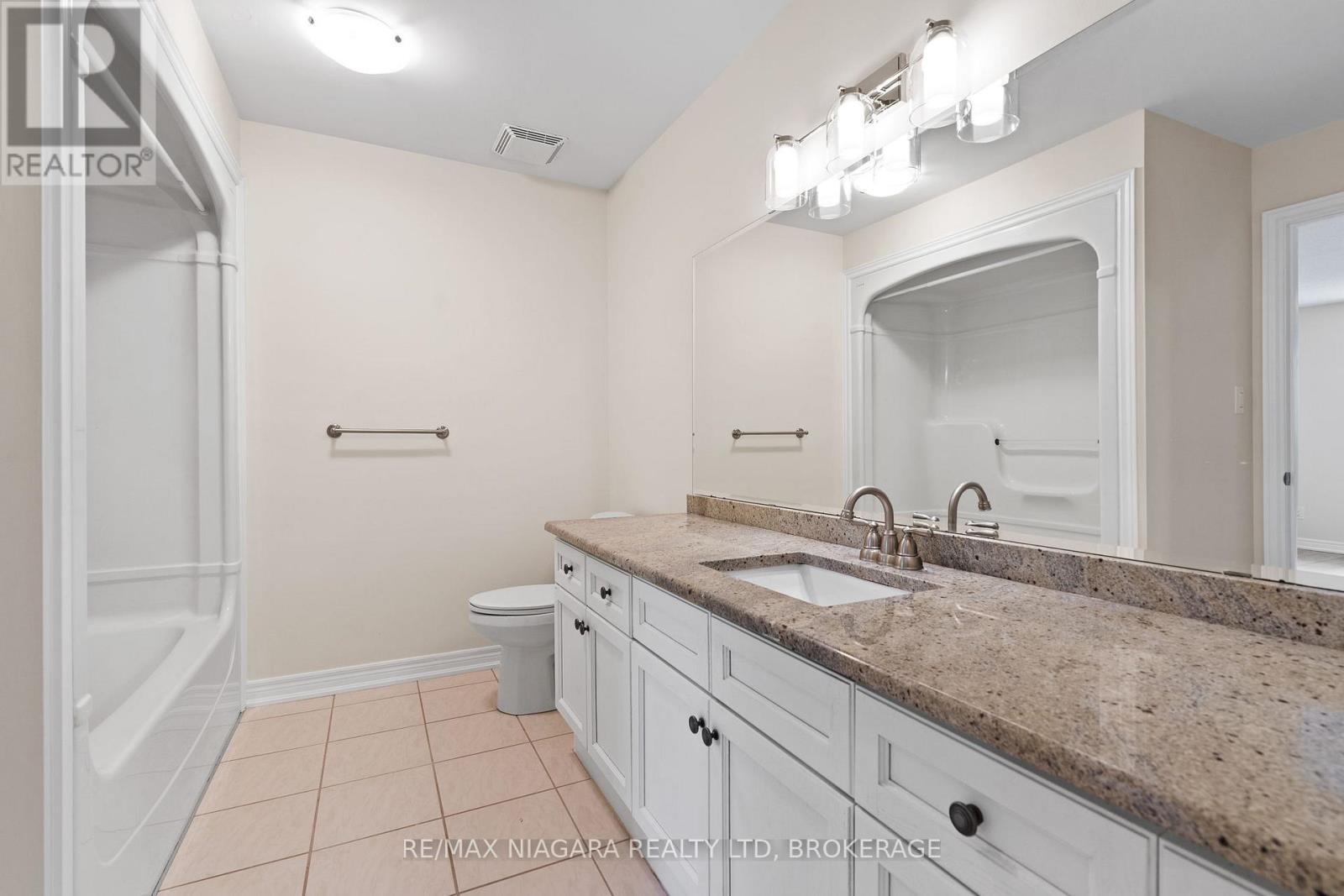 3 - 5200 Dorchester Road, Niagara Falls, Ontario  L2E 7M6 - Photo 18 - X13143034