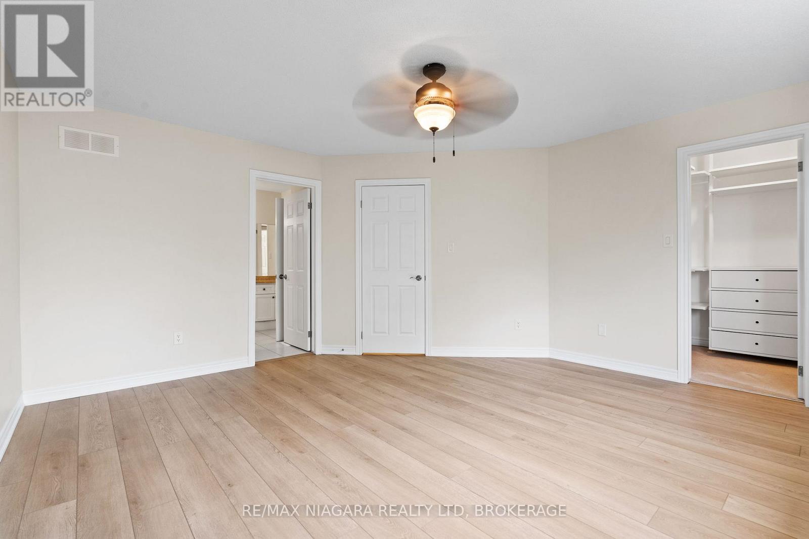 3 - 5200 Dorchester Road, Niagara Falls, Ontario  L2E 7M6 - Photo 21 - X13143034