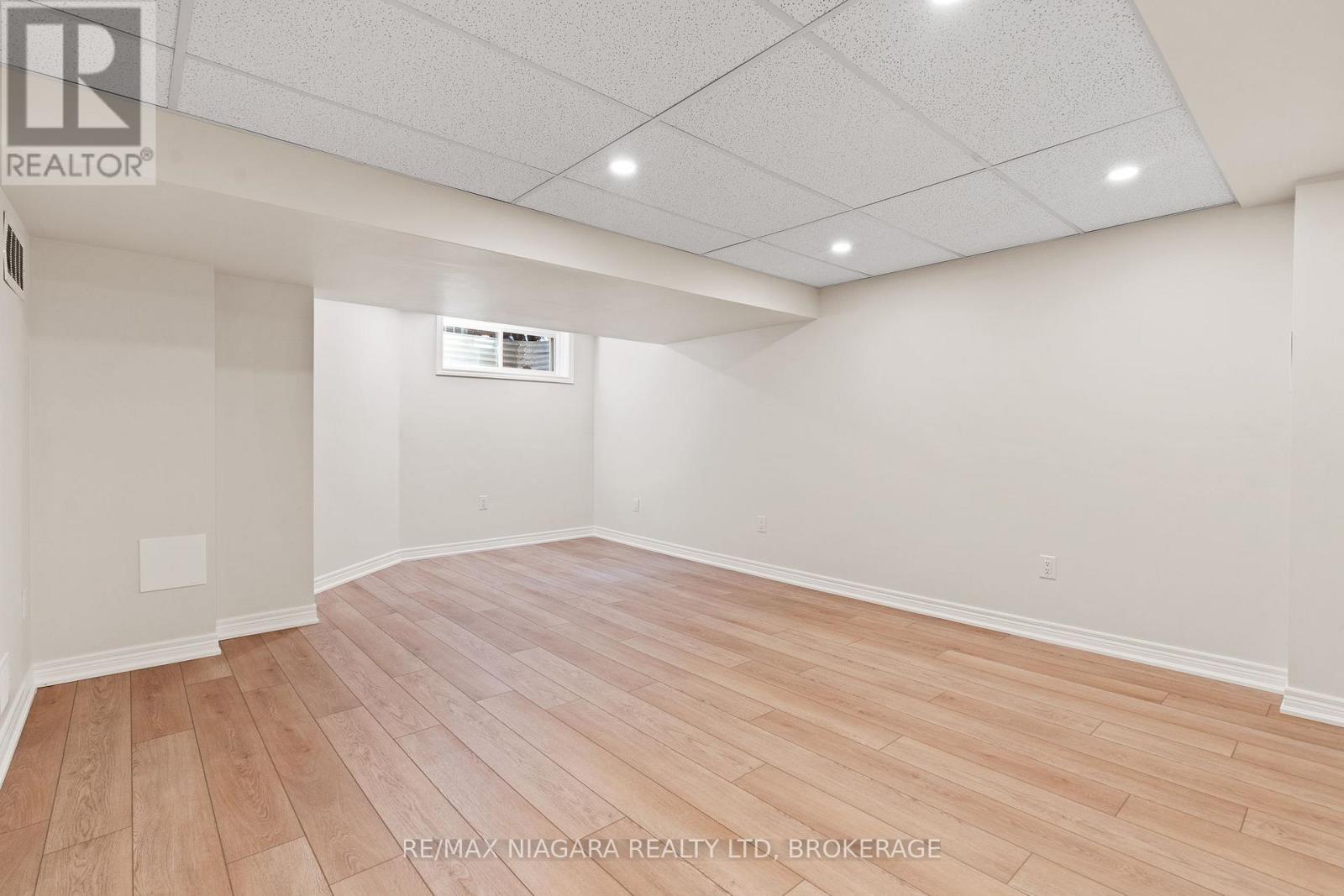 3 - 5200 Dorchester Road, Niagara Falls, Ontario  L2E 7M6 - Photo 25 - X13143034