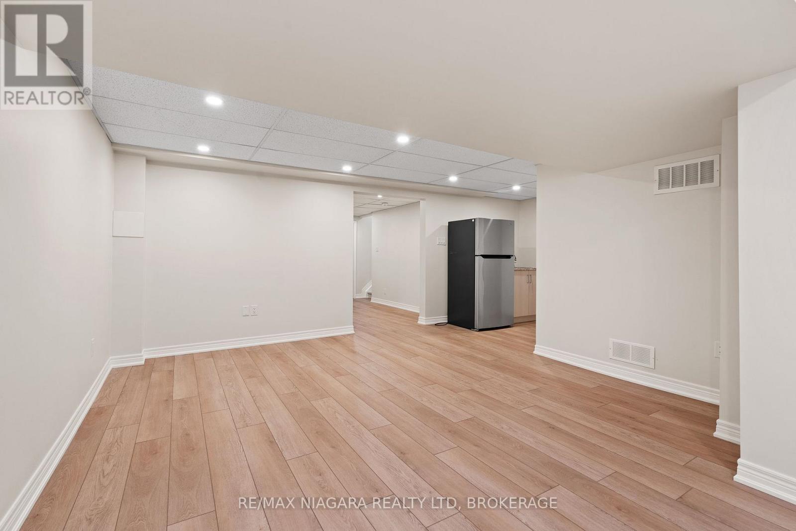 3 - 5200 Dorchester Road, Niagara Falls, Ontario  L2E 7M6 - Photo 27 - X13143034