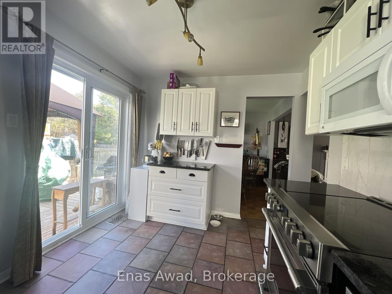 155 Shearer Crescent, Ottawa, Ontario  K2L 3W3 - Photo 3 - X13143092