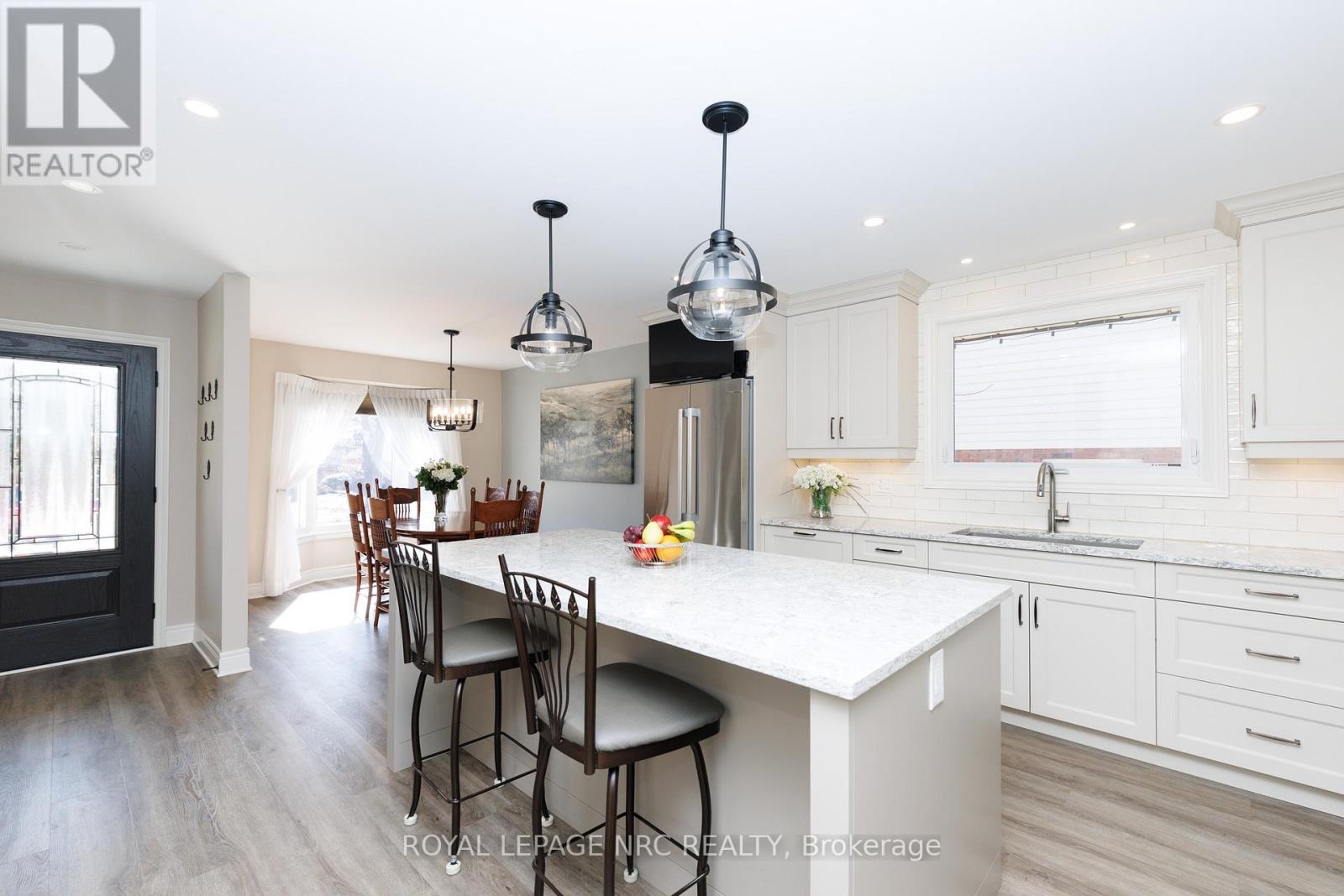 60 Millbridge Crescent, Pelham, Ontario  L3E 0E8 - Photo 6 - X13142638
