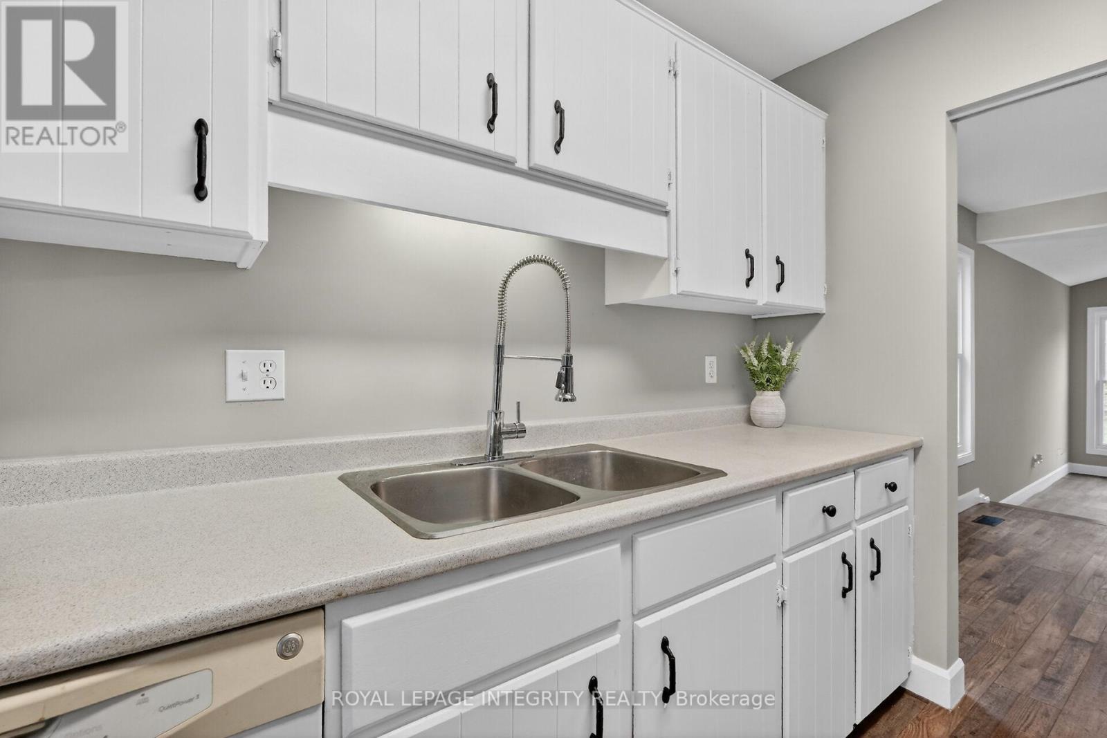 1167 Saint-Emmanuel Terrace, Ottawa, Ontario  K1C 2J6 - Photo 11 - X13142992