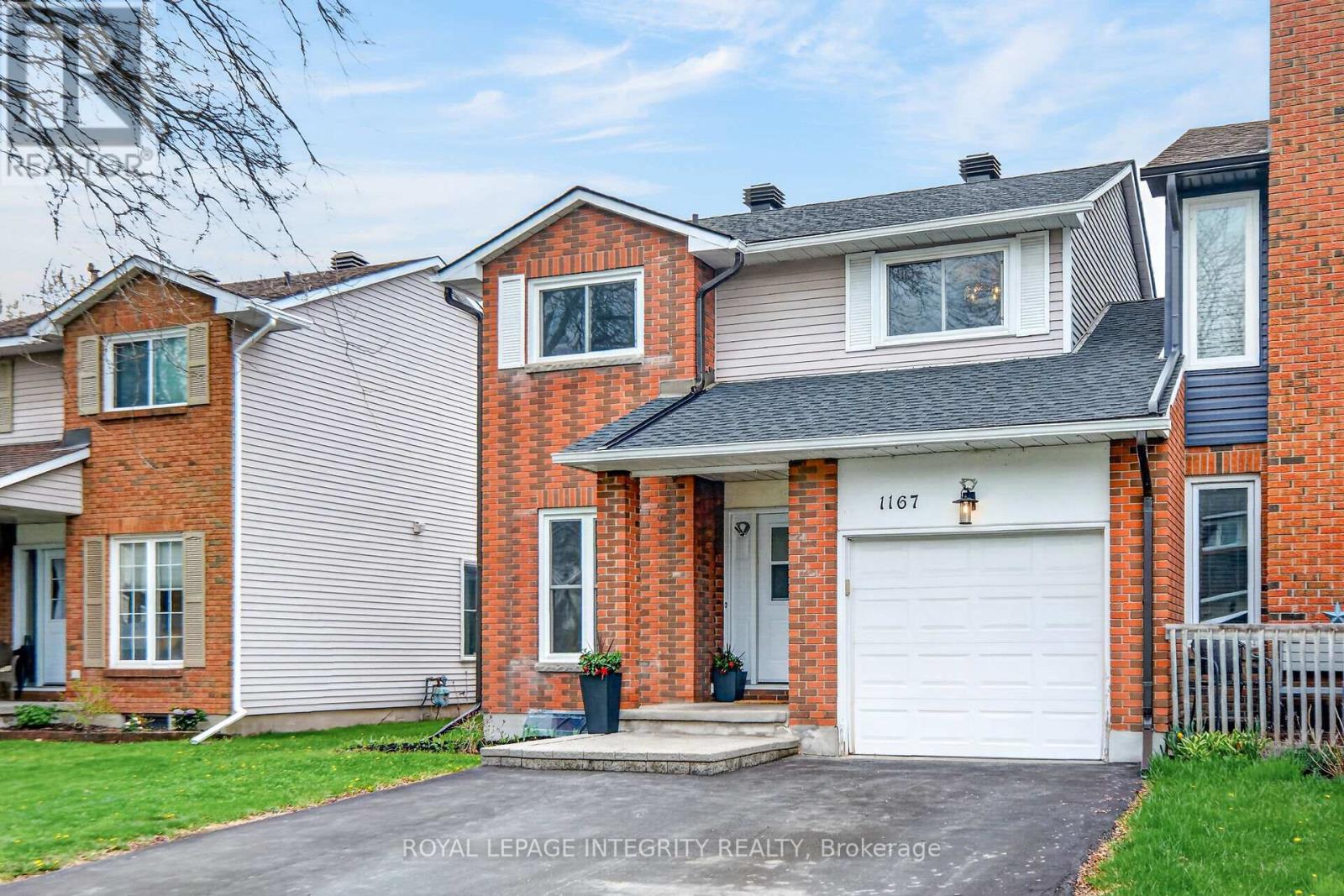 1167 Saint-Emmanuel Terrace, Ottawa, Ontario  K1C 2J6 - Photo 2 - X13142992