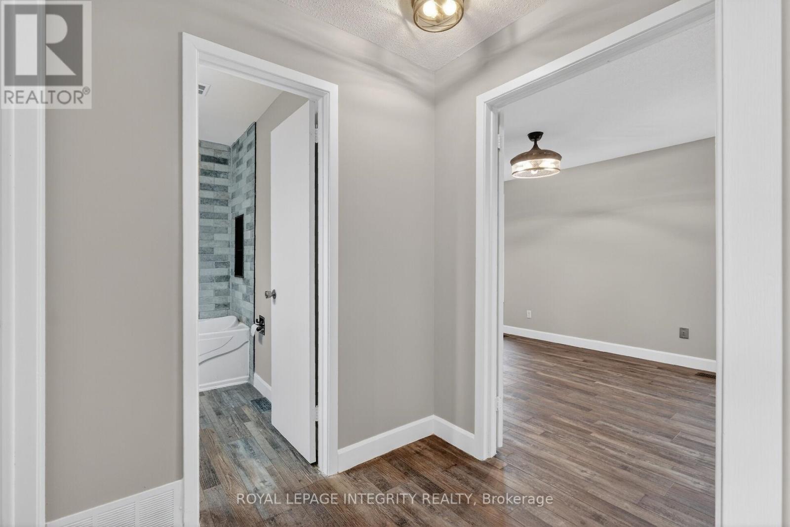 1167 Saint-Emmanuel Terrace, Ottawa, Ontario  K1C 2J6 - Photo 27 - X13142992