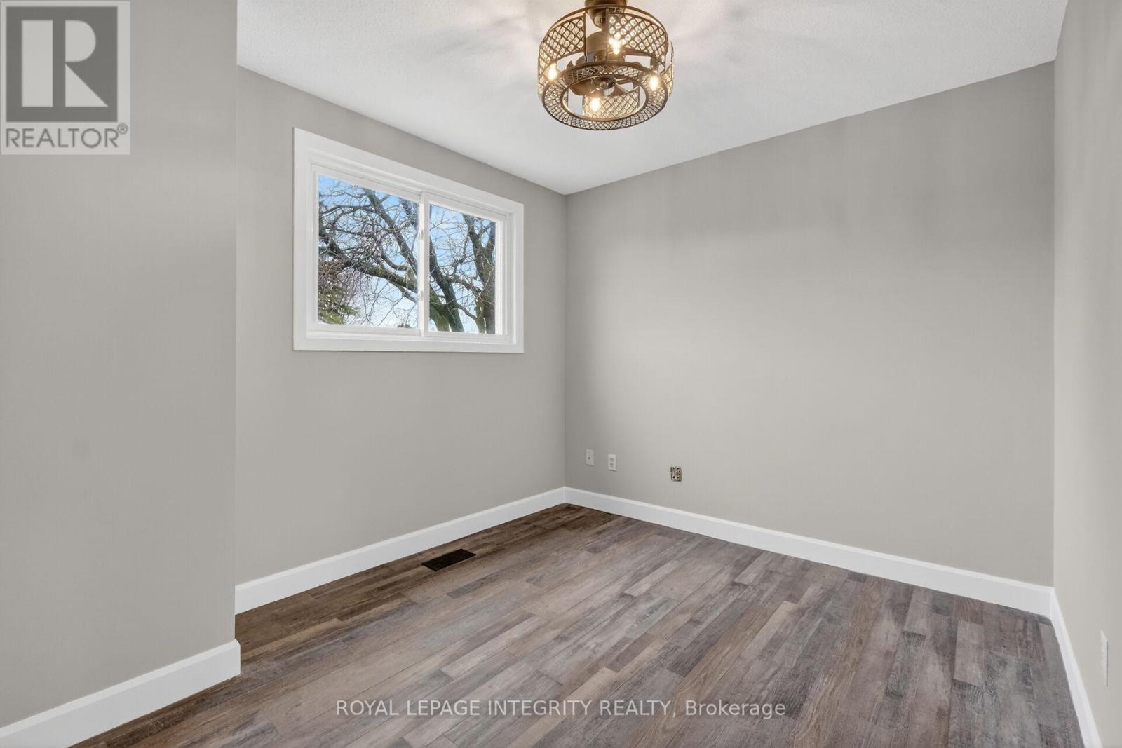 1167 Saint-Emmanuel Terrace, Ottawa, Ontario  K1C 2J6 - Photo 37 - X13142992