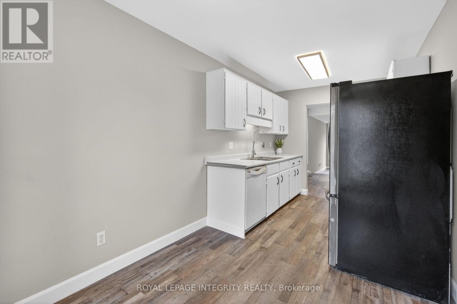 1167 Saint-Emmanuel Terrace, Ottawa, Ontario  K1C 2J6 - Photo 9 - X13142992