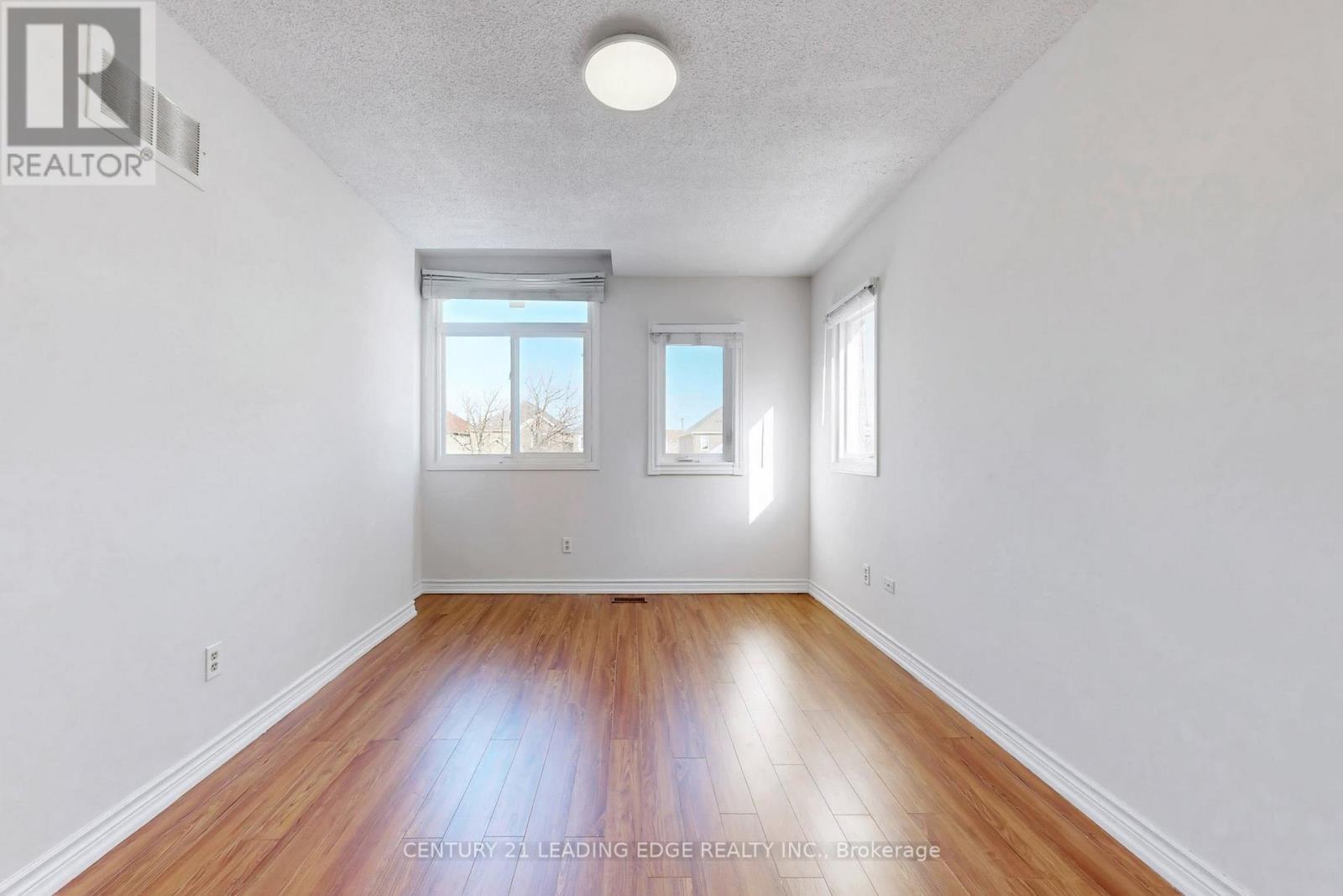 Main Floor - 107 Joycedale Street, Markham, Ontario  L3S 3J2 - Photo 27 - N12955380